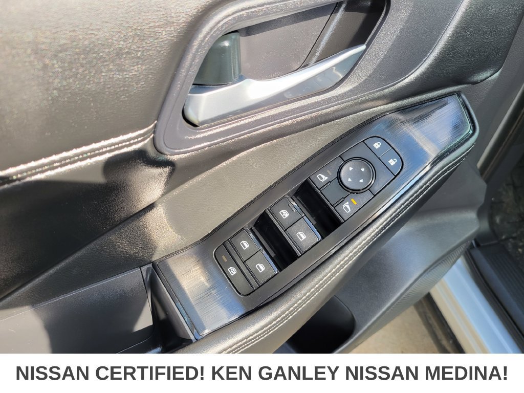 Certified 2023 Nissan Rogue SV w/ SV Premium B Package AWD/4WD image 40