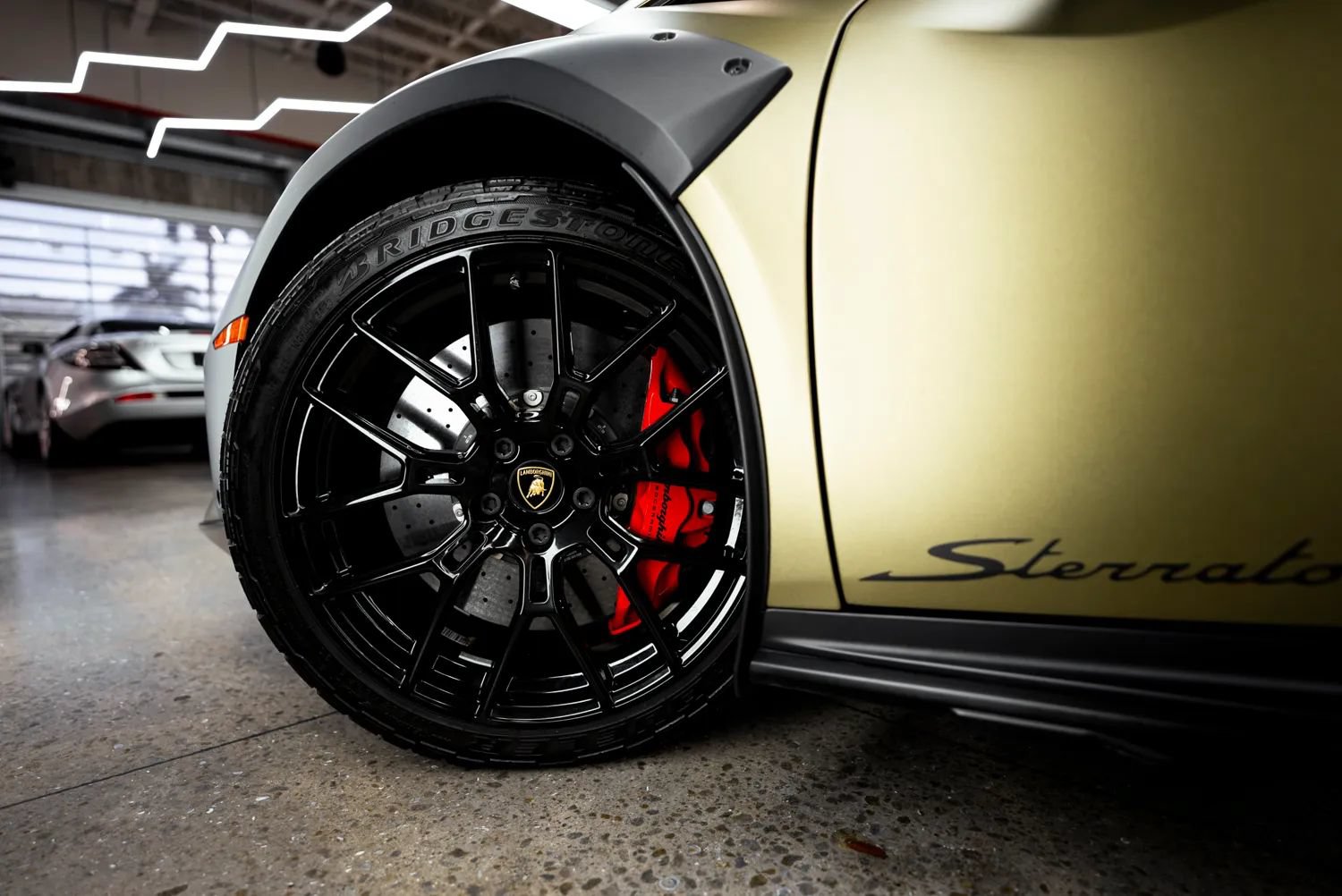 Used 2024 Lamborghini Huracan Sterrato AWD/4WD image 10