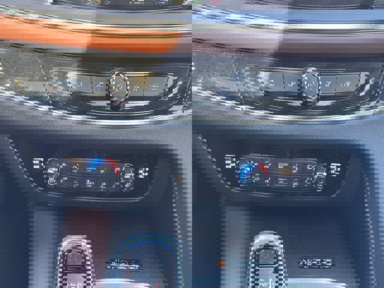 Used 2021 Buick Enclave Avenir image 38