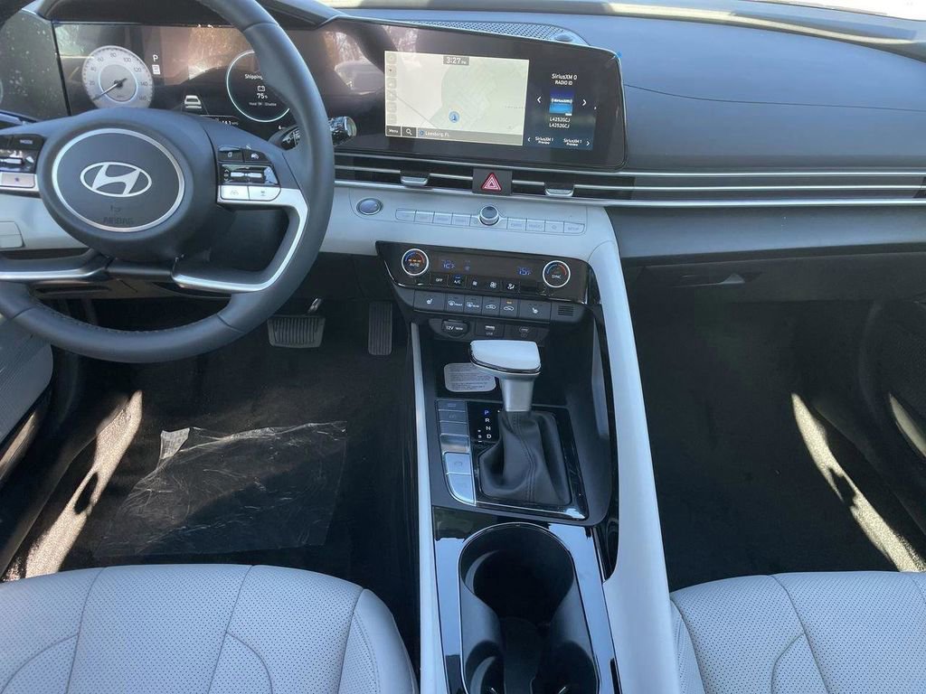 New 2026 Hyundai Elantra Limited image 19