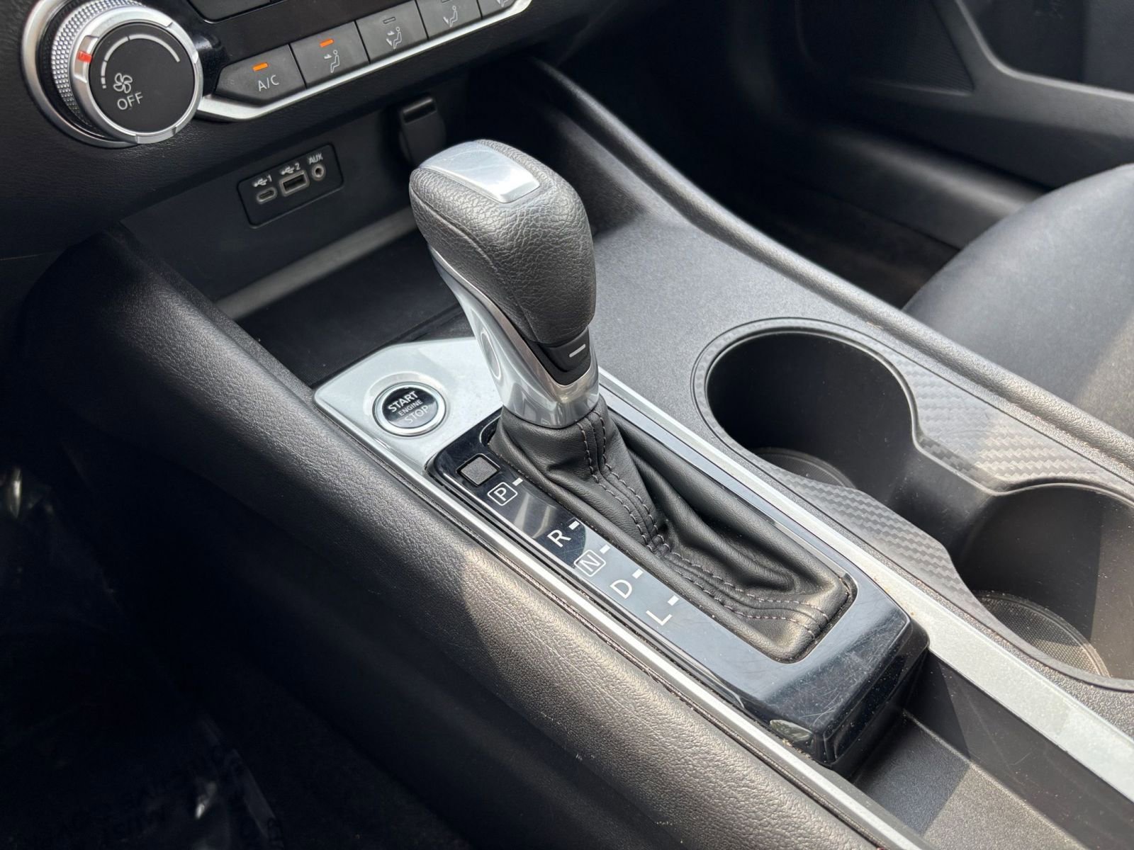 Used 2025 Nissan Altima 2.5 SV FWD image 37