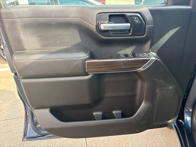 Used 2021 Chevrolet Silverado 1500 LT AWD/4WD image 19