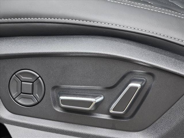 New 2026 Audi SQ7 Premium Plus AWD/4WD image 15