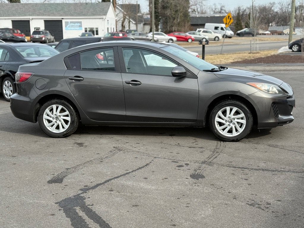 Used 2013 MAZDA MAZDA3 i Touring FWD image 4