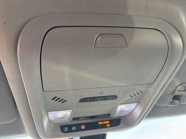 Used 2018 Chevrolet Equinox LT image 29