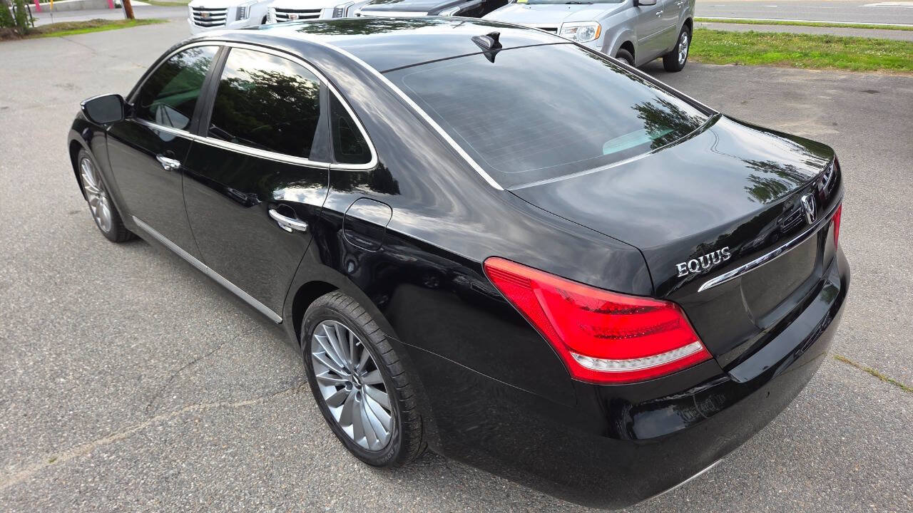 Used 2015 Hyundai Equus Signature RWD image 12