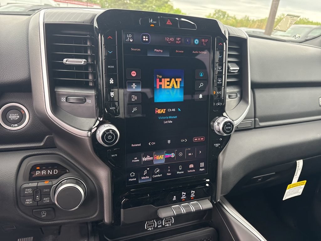 New 2026 RAM 1500 Big Horn AWD/4WD image 23