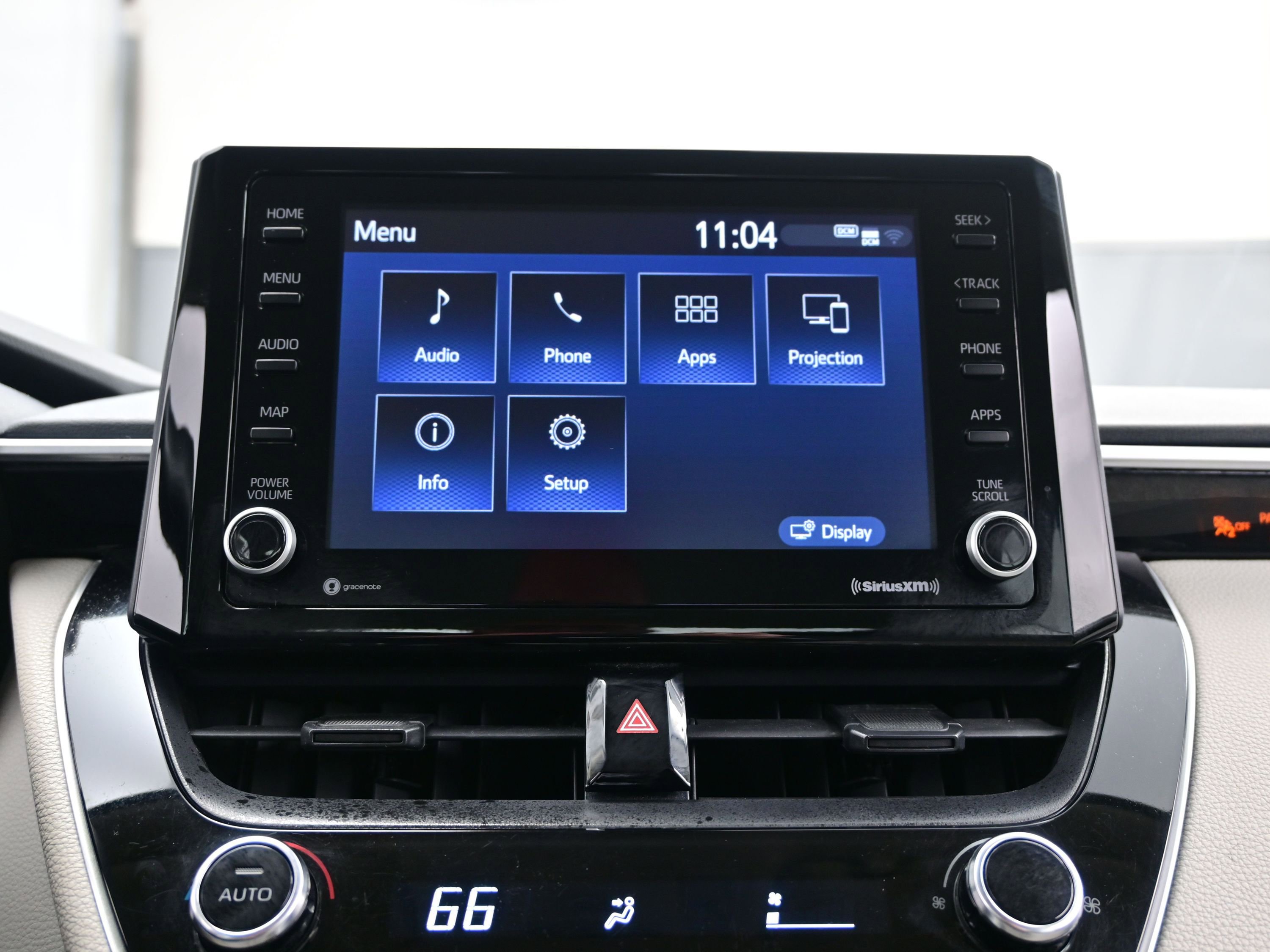 Used 2022 Toyota Corolla LE image 18