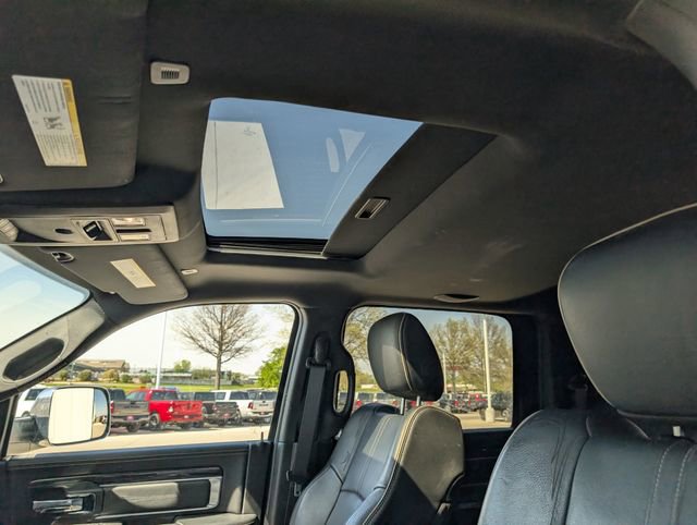 Used 2017 RAM 3500 Laramie Longhorn AWD/4WD image 3