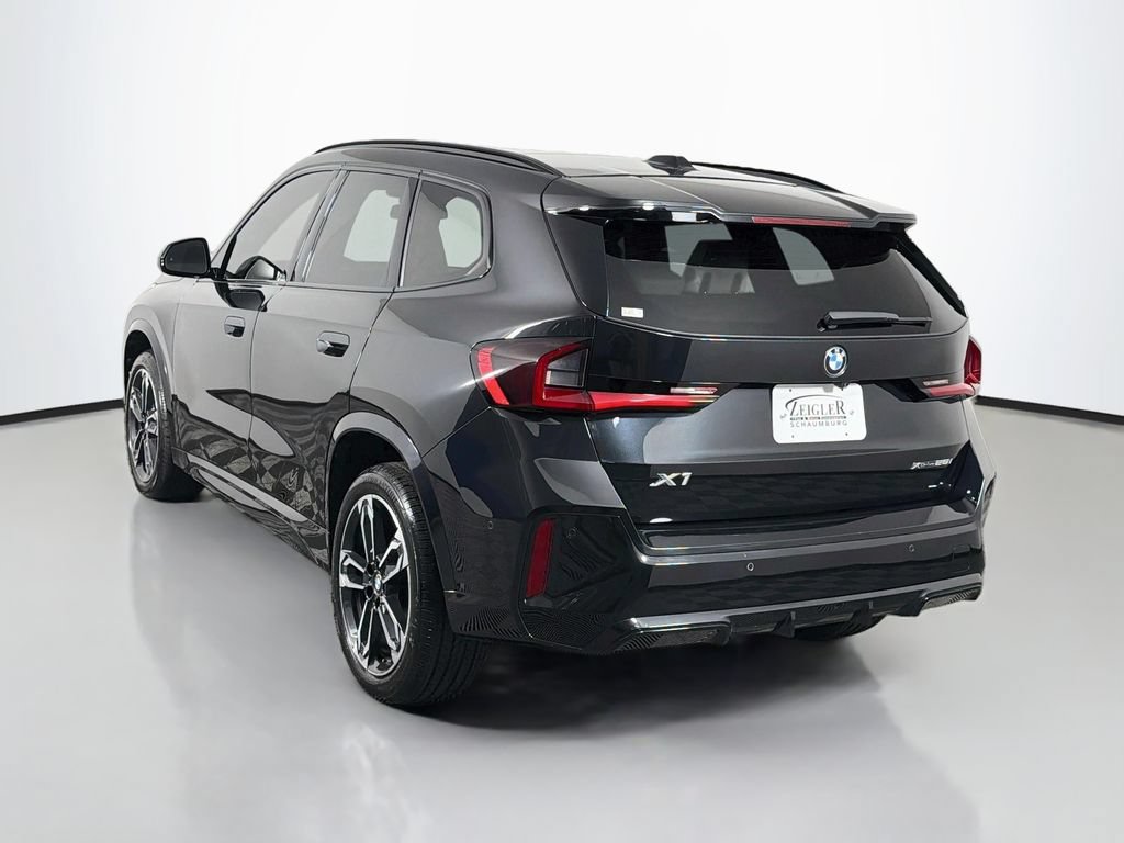 Used 2023 BMW X1 xDrive28i w/ M Sport Package AWD/4WD image 5
