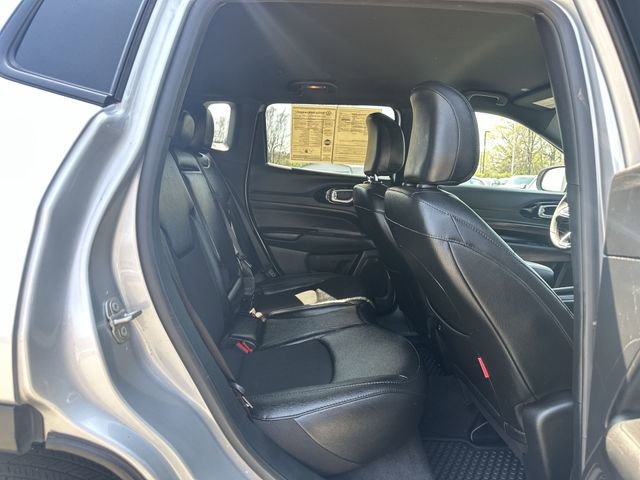 Used 2024 Jeep Compass Trailhawk AWD/4WD image 26