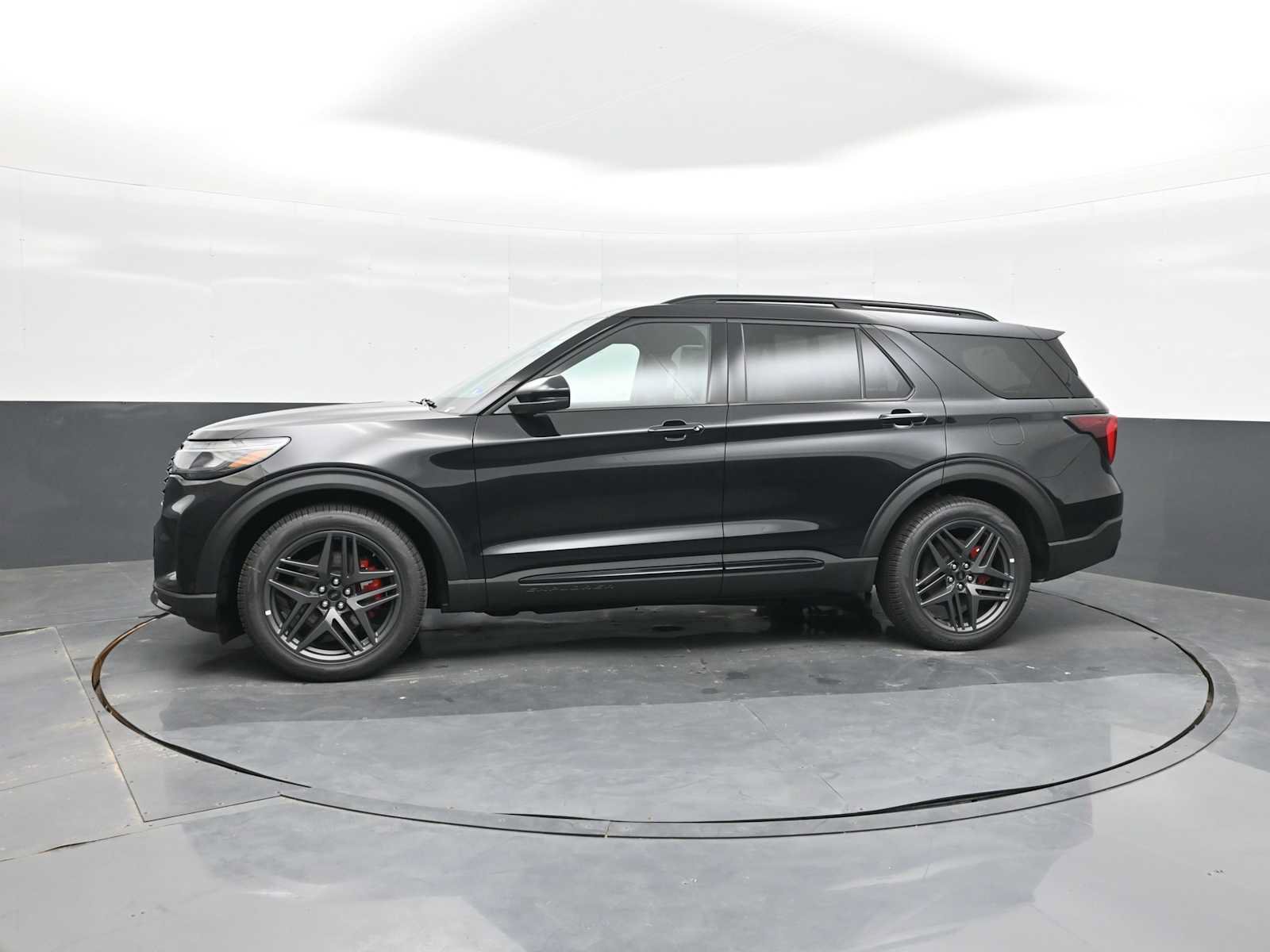 New 2026 Ford Explorer ST w/ Sun And Sound Package AWD/4WD image 5