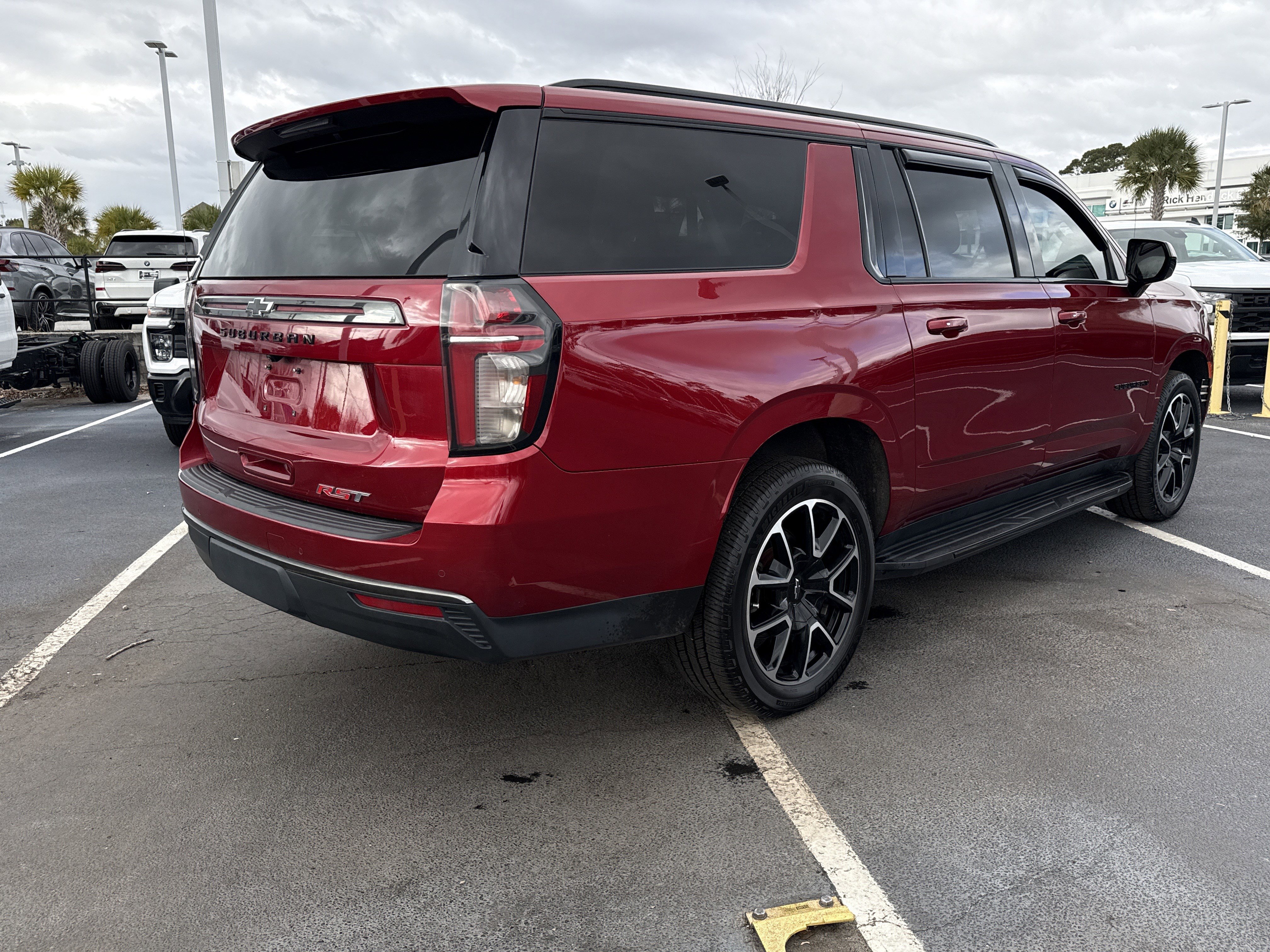 Used 2021 Chevrolet Suburban RST w/ Rear Media and Nav Package image 18
