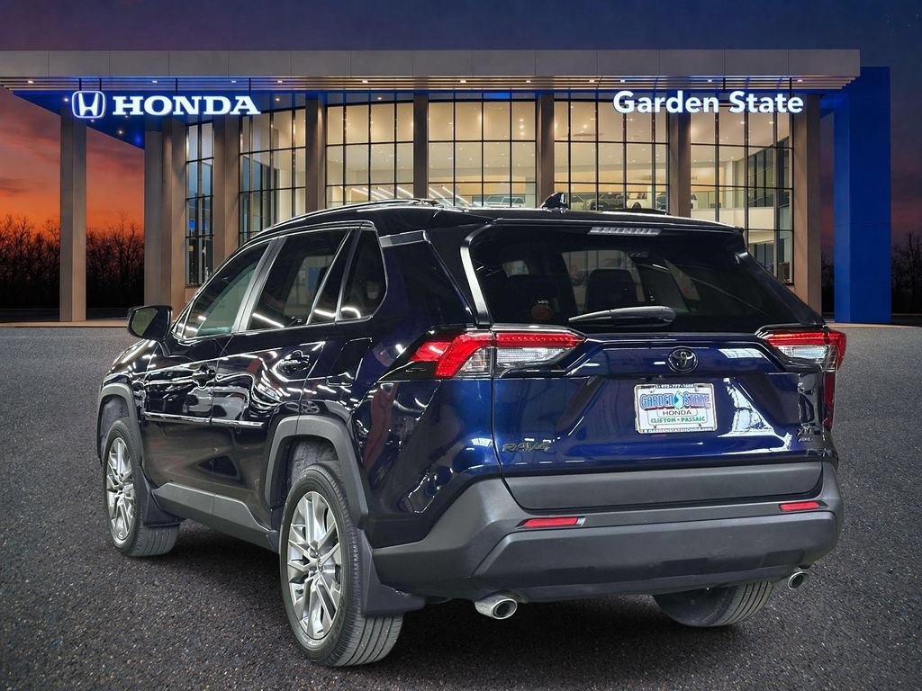 Used 2023 Toyota RAV4 XLE Premium AWD/4WD image 3