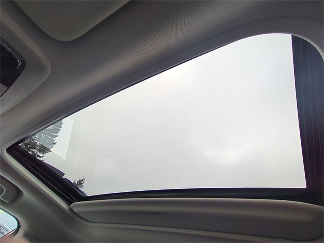 Used 2017 Subaru Outback 2.5i Premium image 18