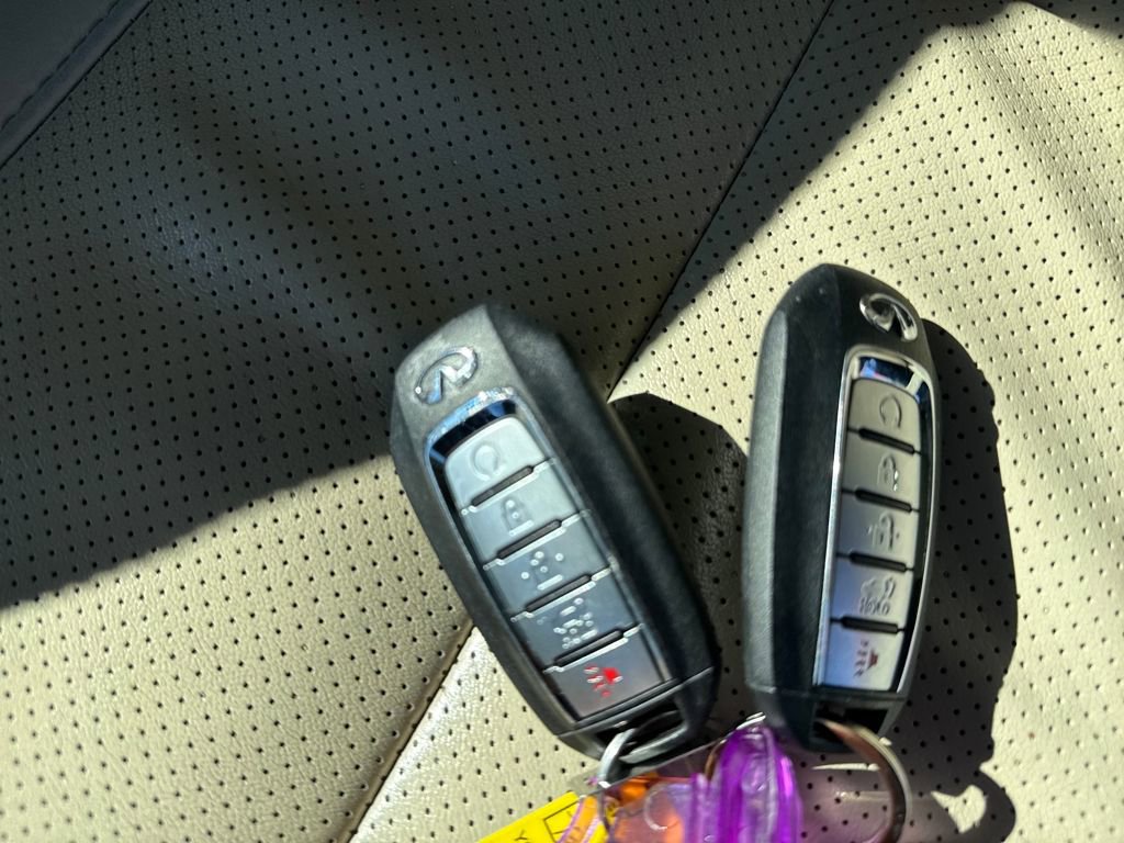 Used 2023 INFINITI QX60 Luxe w/ Cargo Package image 30