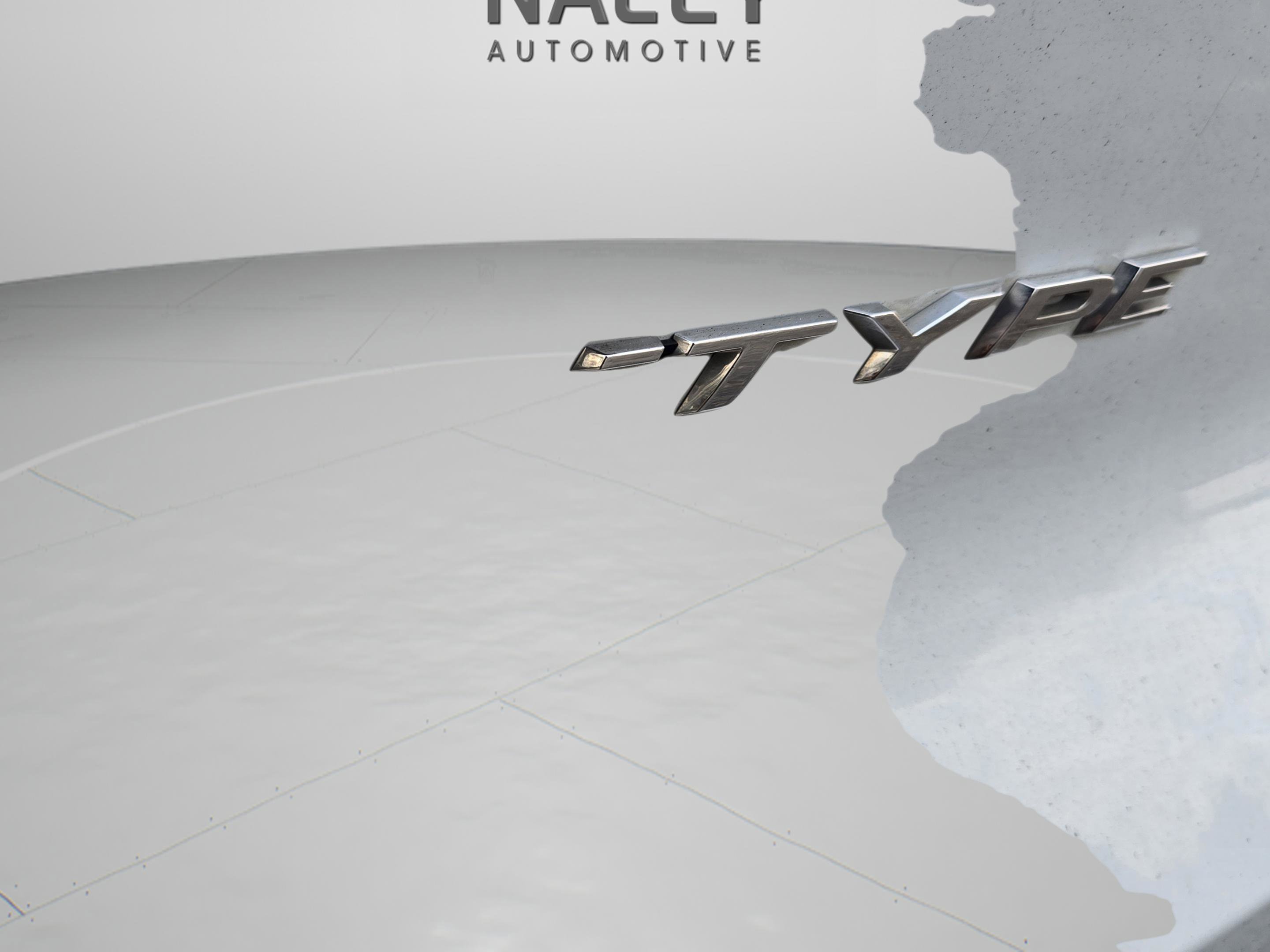 Used 2016 Jaguar F-TYPE S image 9