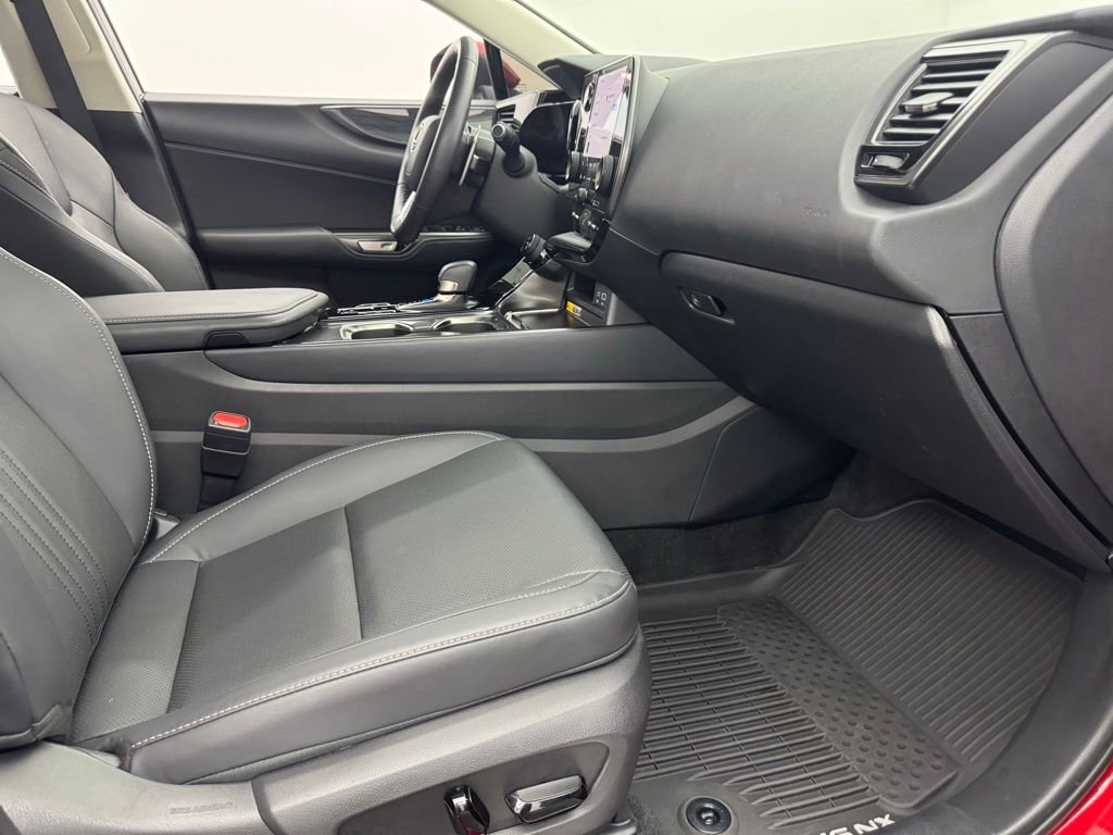 Used 2025 Lexus NX 250 FWD w/ Towing Package (2000 Lbs) image 34