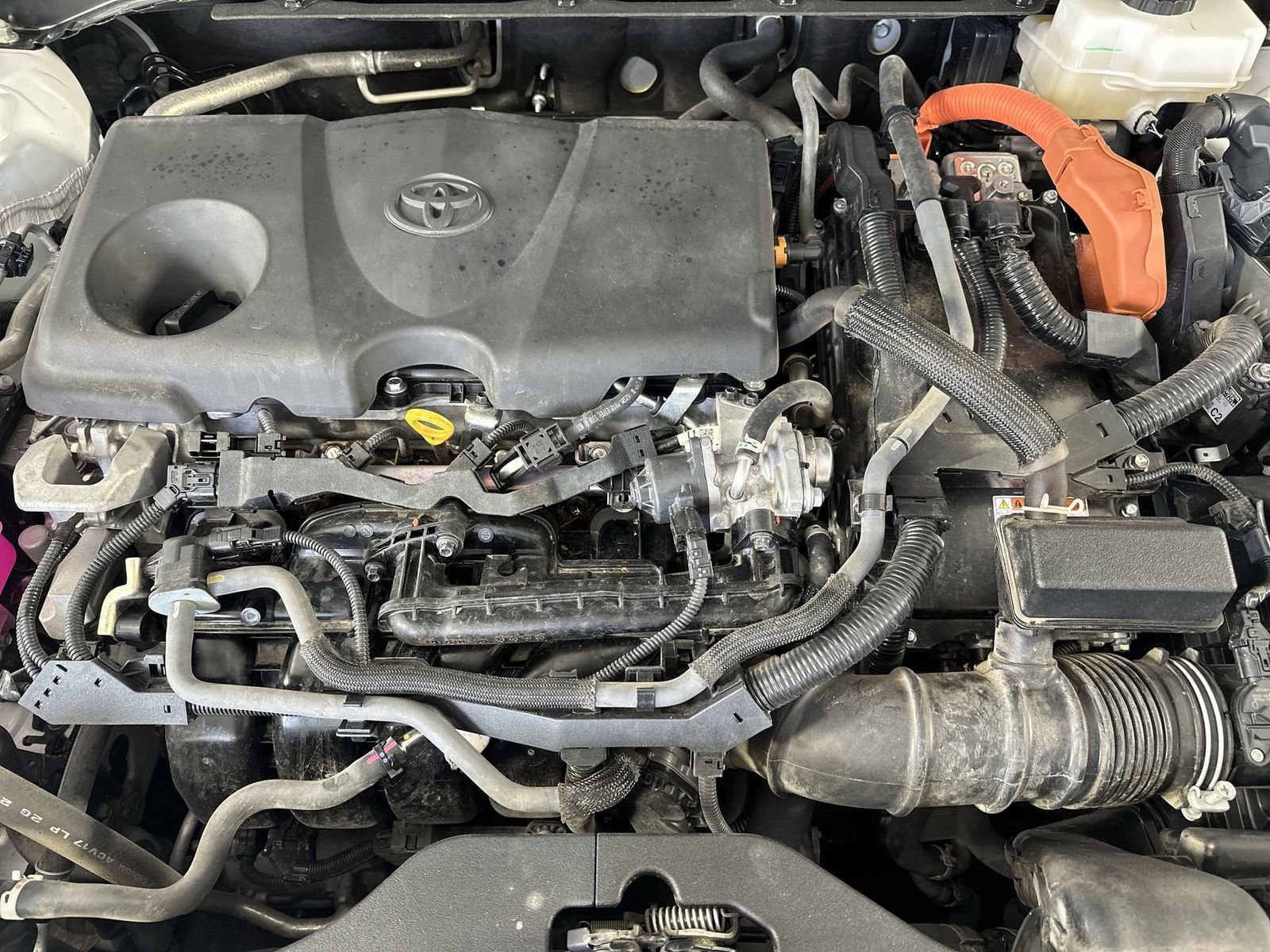 Used 2023 Toyota Crown XLE AWD/4WD image 27