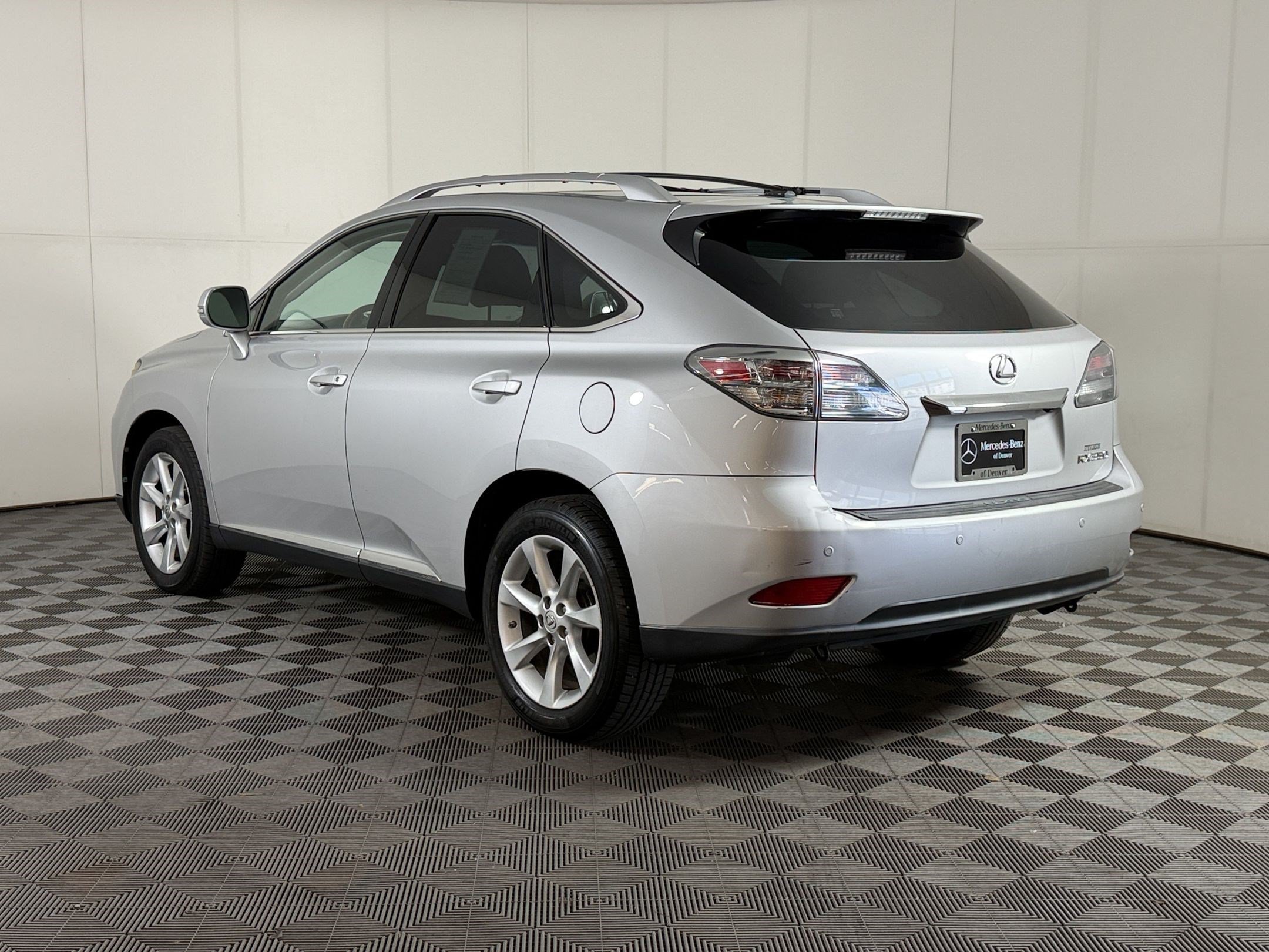 Used 2012 Lexus RX 350 AWD w/ Luxury Pkg image 3