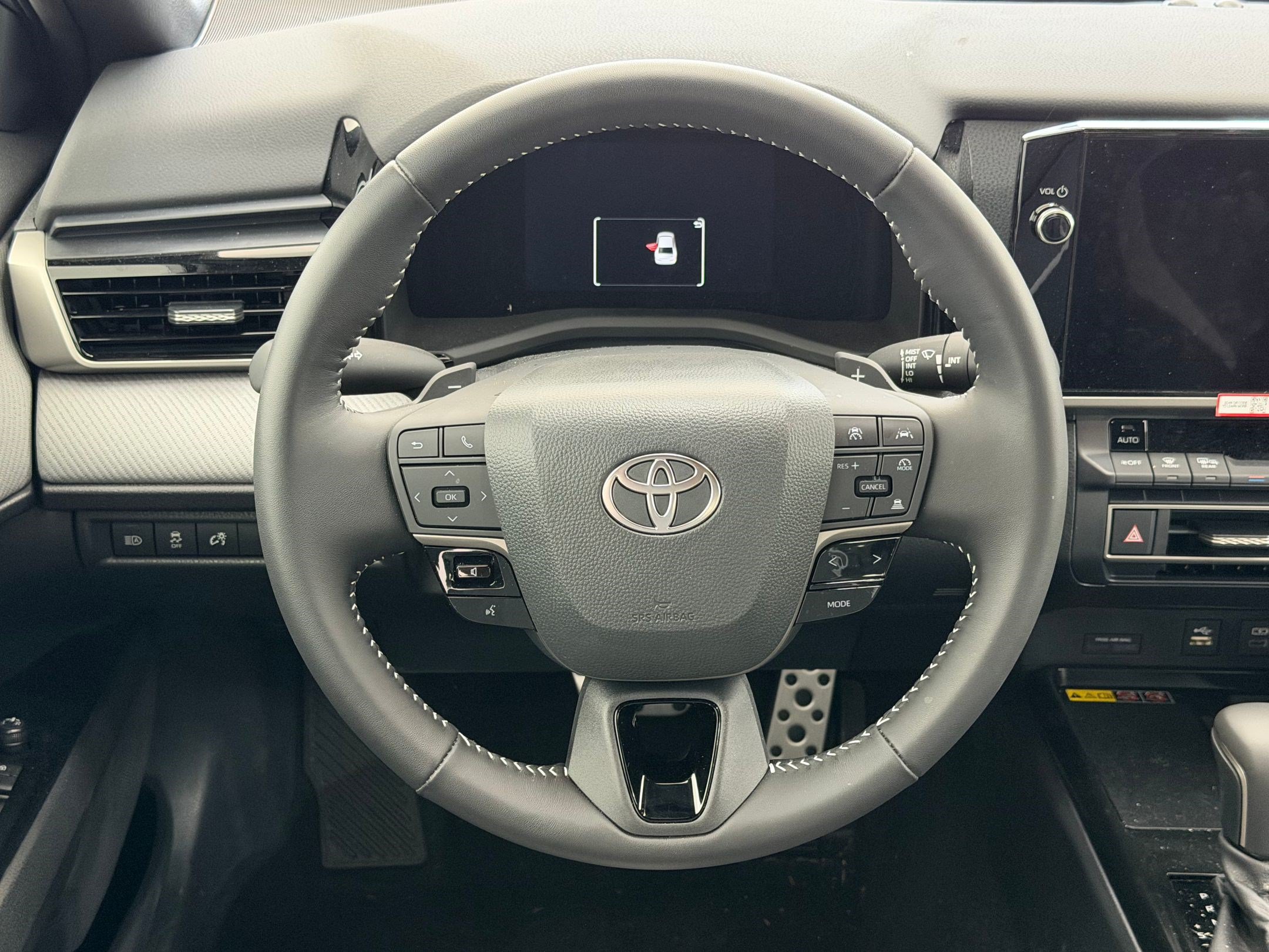 Used 2026 Toyota Camry SE w/ Multimedia Upgrade Package FWD image 11