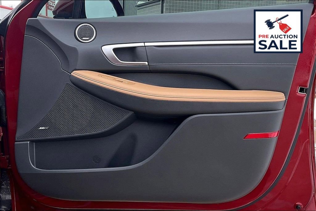 Used 2025 Hyundai Sonata Limited image 24