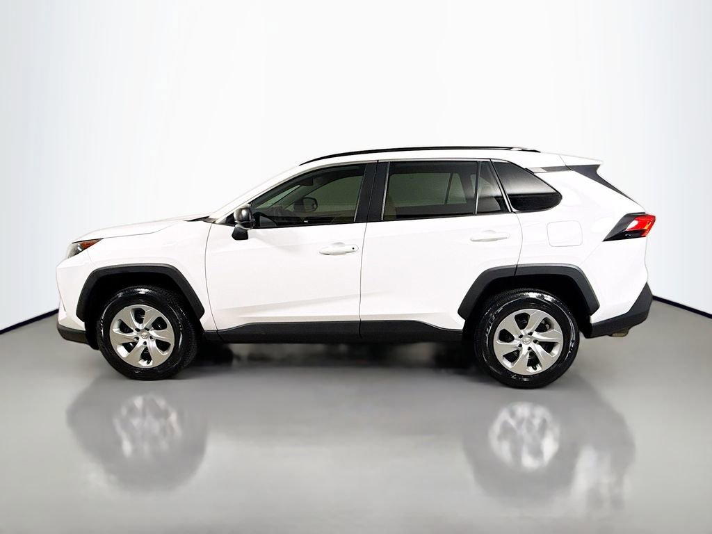 Certified 2021 Toyota RAV4 LE image 4