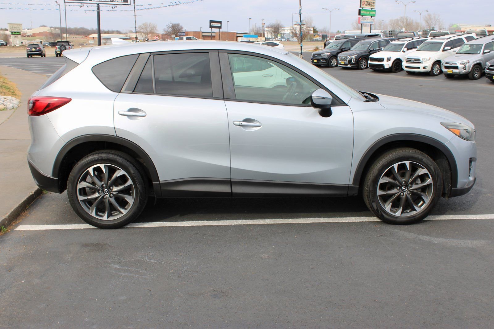 Used 2016 MAZDA CX-5 Grand Touring image 9