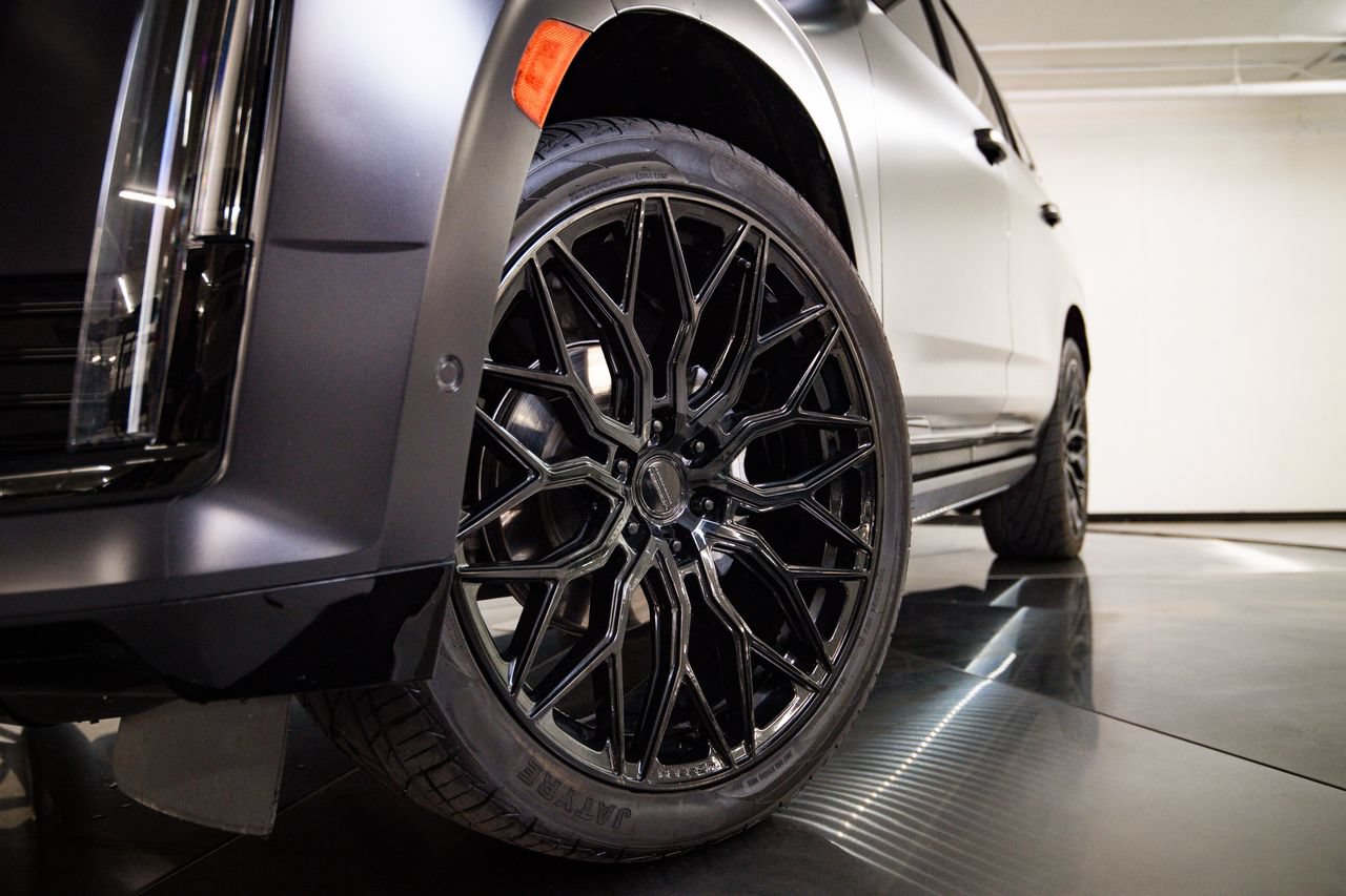 Used 2023 Cadillac Escalade Sport w/ Touring Package AWD/4WD image 12