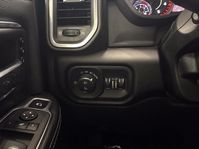 Used 2022 RAM 3500 Laramie AWD/4WD image 37