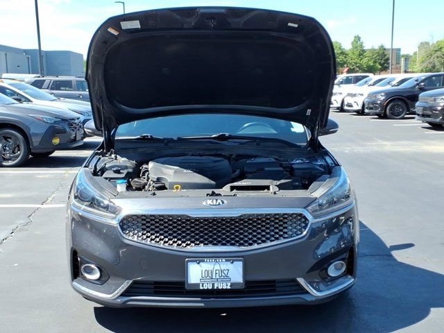 Used 2018 Kia Cadenza Premium w/ Paint Protection Package FWD image 29