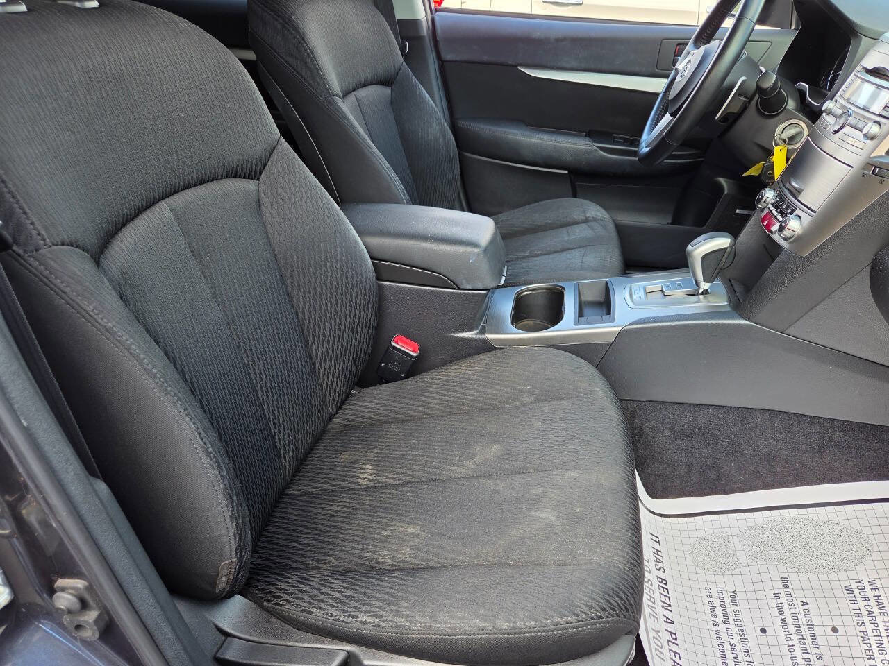 Used 2010 Subaru Outback 2.5i Premium AWD/4WD image 34