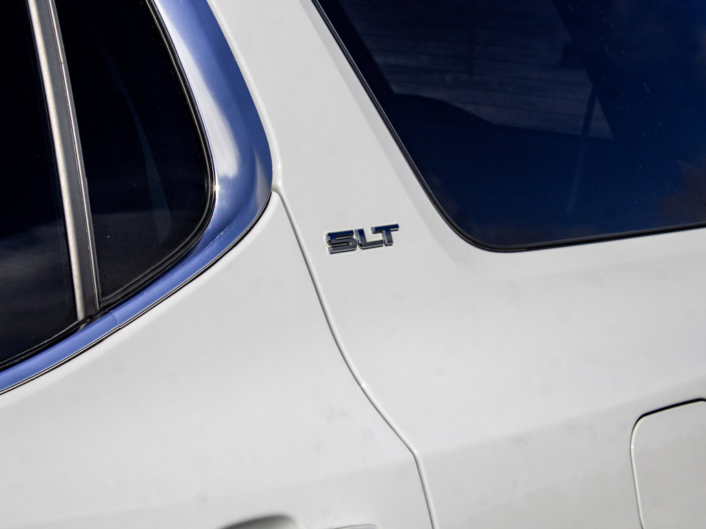 Used 2018 GMC Acadia SLT image 9