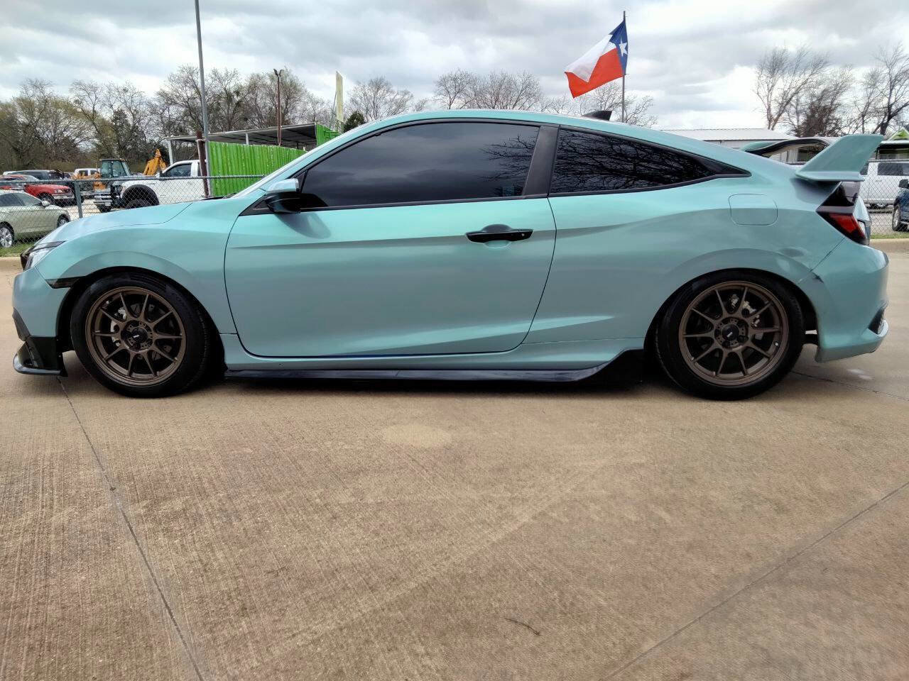 Used 2017 Honda Civic EX-T image 3