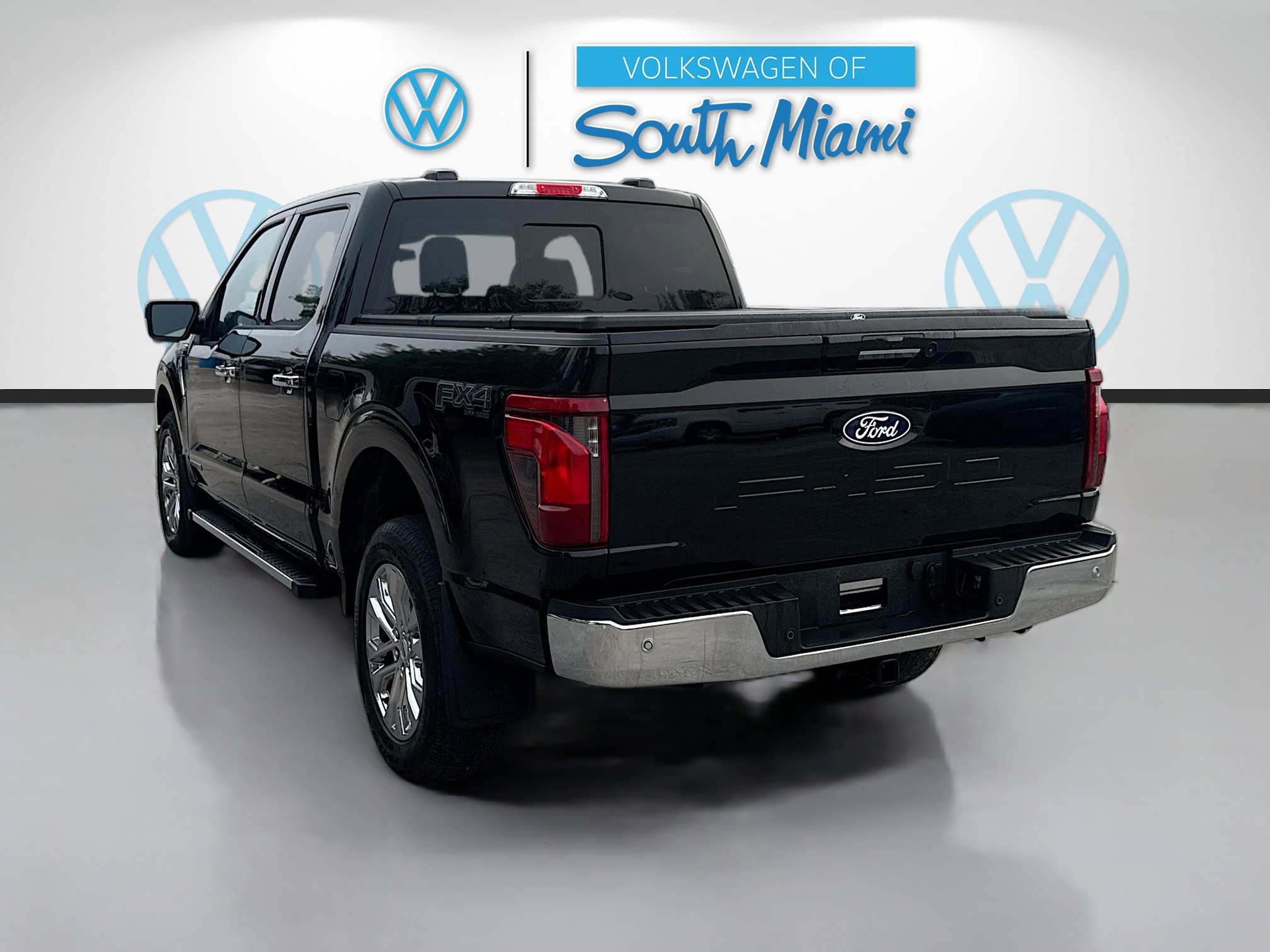 Used 2024 Ford F150 XLT w/ Equipment Group 303A High image 5