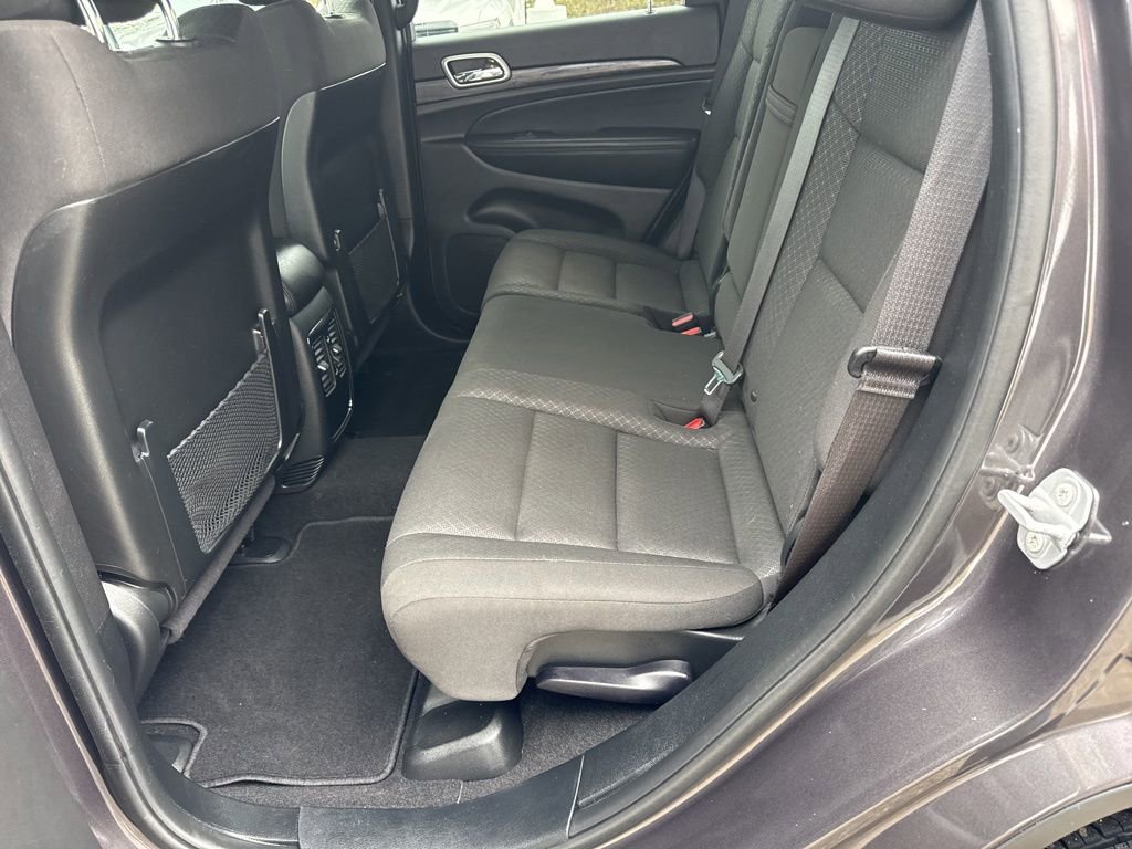Used 2021 Jeep Grand Cherokee Laredo image 31