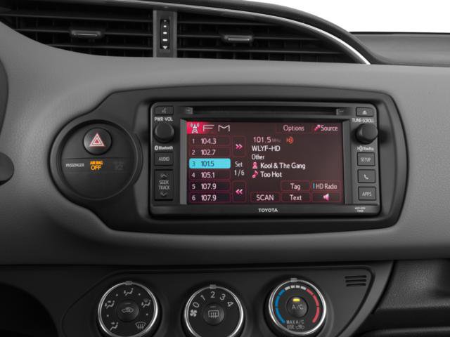 Used 2016 Toyota Yaris L image 14