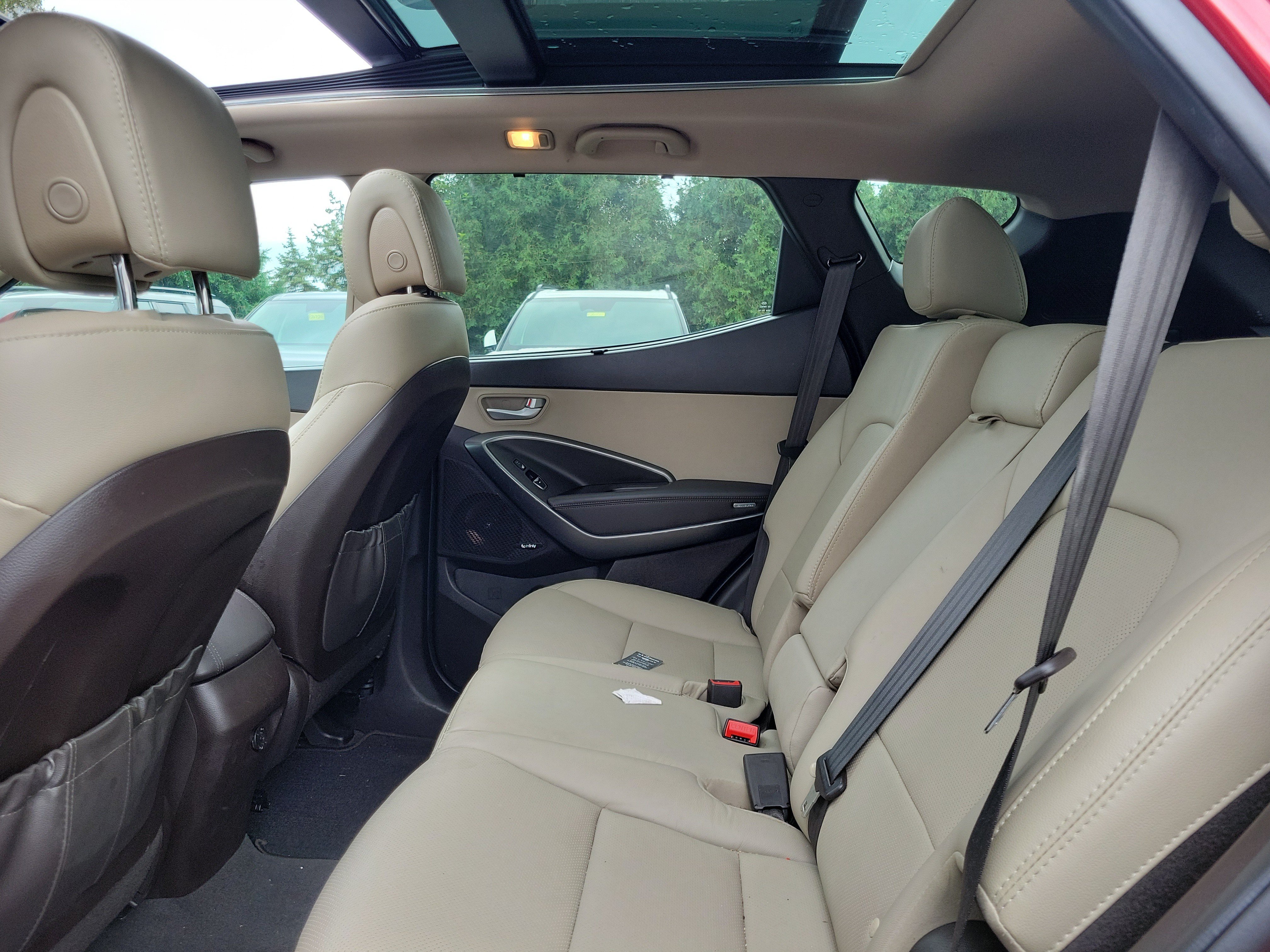 Used 2018 Hyundai Santa Fe Sport w/ 2.4L Tech Package 04 AWD/4WD image 11