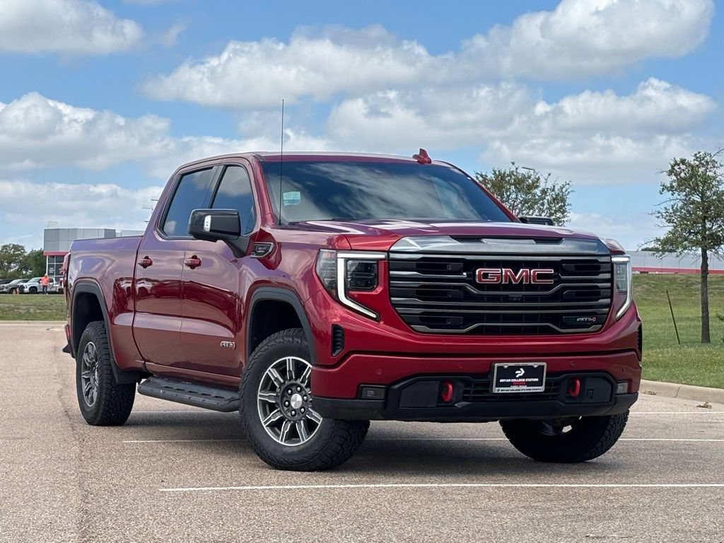 Used 2024 GMC Sierra 1500 AT4 w/ Technology Package AWD/4WD image 1