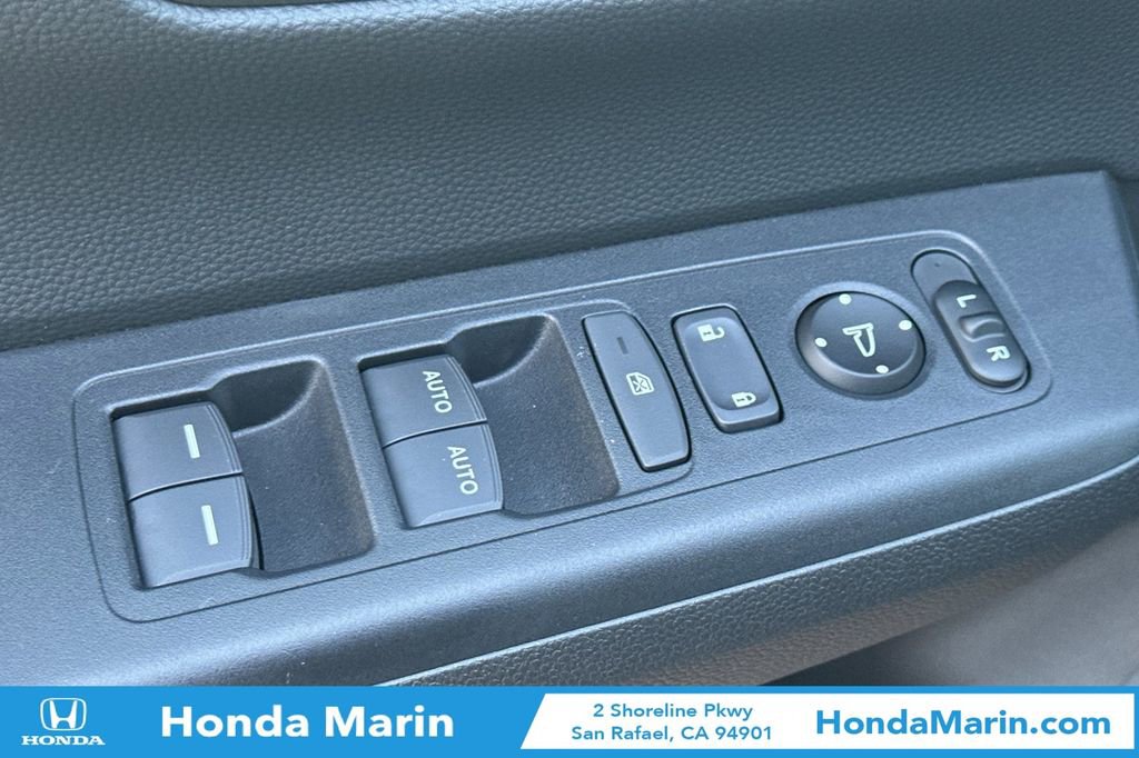 Certified 2025 Honda CR-V EX image 15