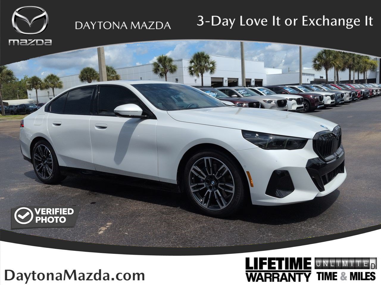 Used 2024 BMW 530i w/ M Sport Package RWD image 1