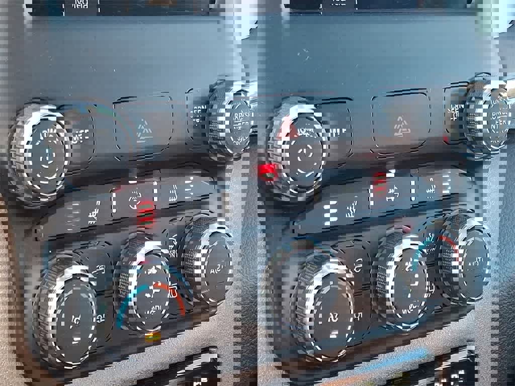 Used 2022 RAM 1500 Big Horn w/ Built-to-serve Edition image 14