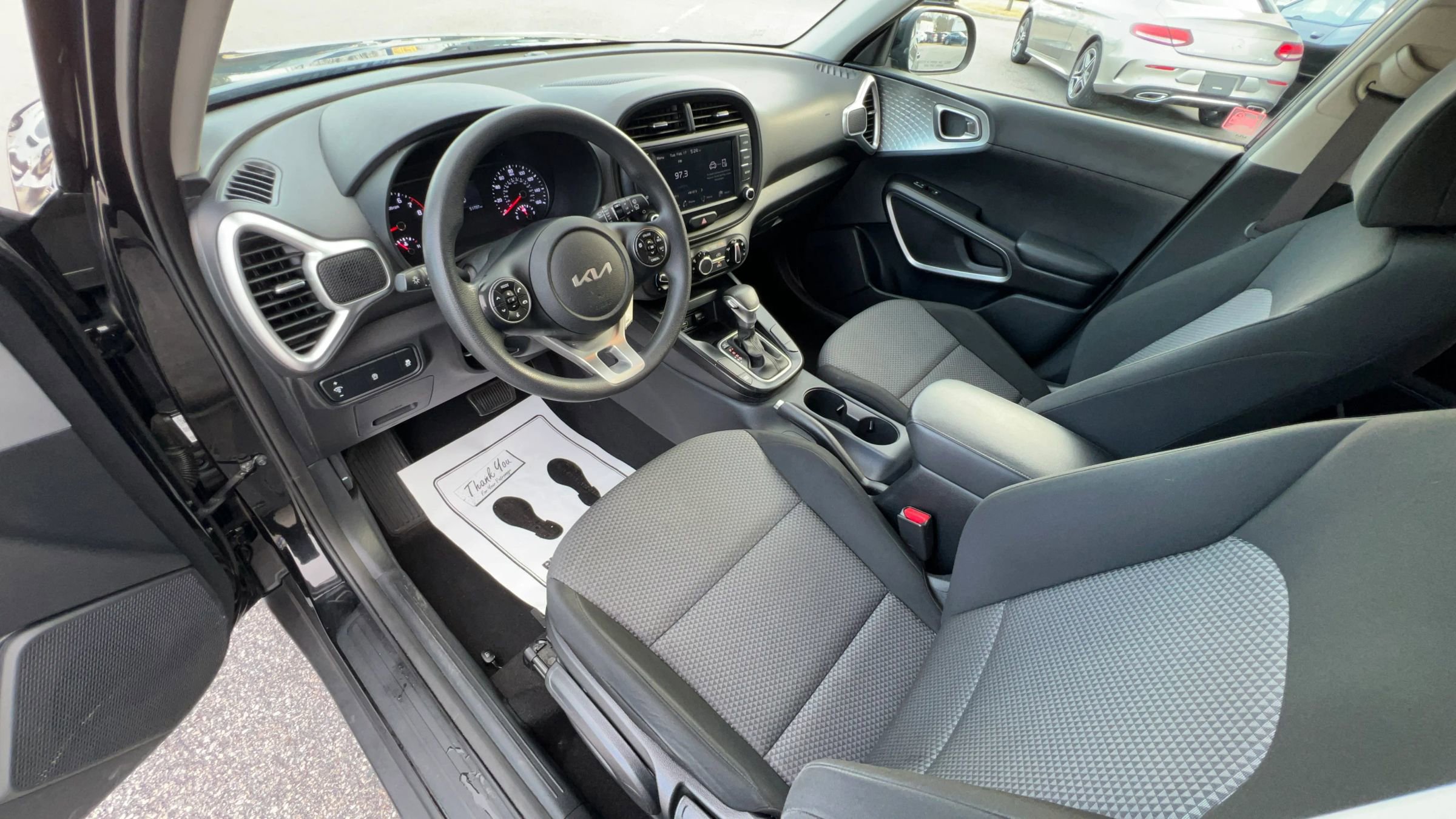 Used 2022 Kia Soul LX FWD image 18