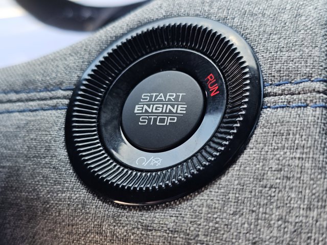 Used 2023 Jeep Compass Latitude w/ Convenience Group image 24