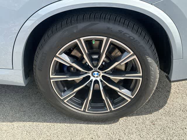 Used 2024 BMW X5 M60i AWD/4WD image 5