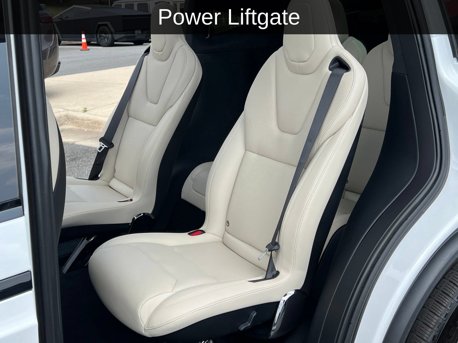Used 2026 Tesla Model X AWD/4WD image 3