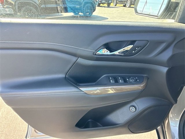 Certified 2023 GMC Acadia SLE w/ Driver Convenience Package image 21