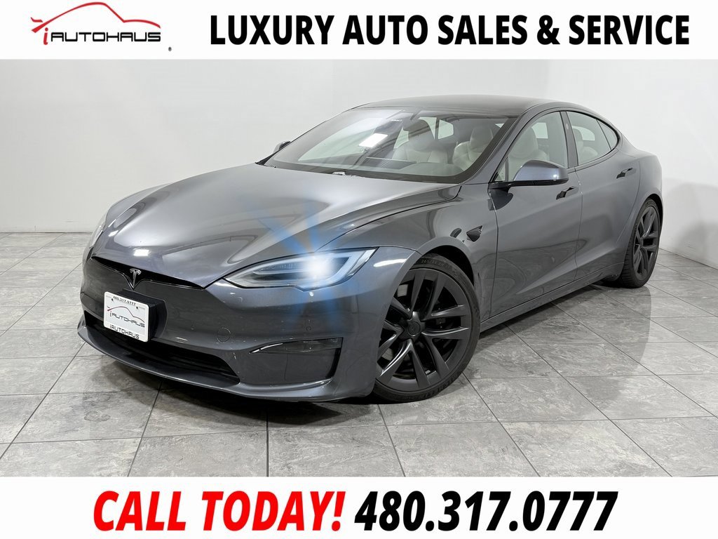 Used 2021 Tesla Model S Plaid image 1