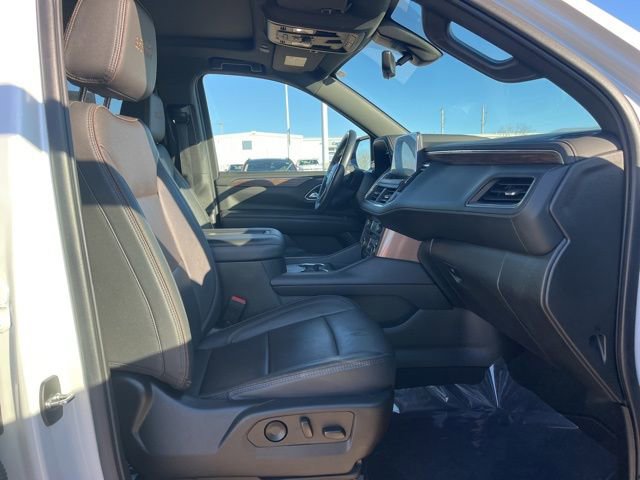 Used 2022 Chevrolet Suburban High Country image 58