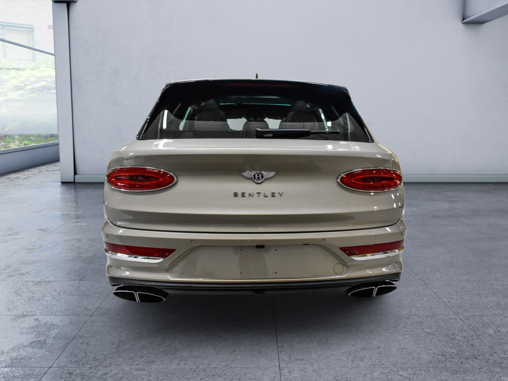 Used 2023 Bentley Bentayga AWD/4WD image 6